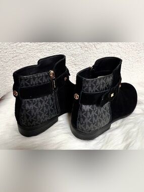 Michael Kors Michael Kors Black Logo Ankle Booties with Gold MK Buttons Size 5
